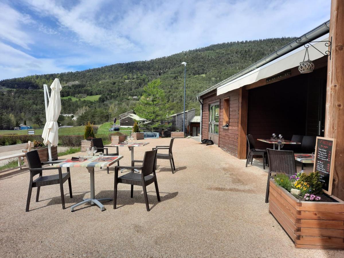 L'Inattendu Le Vernet (Alpes-de-Haute-Provence) Exterior foto